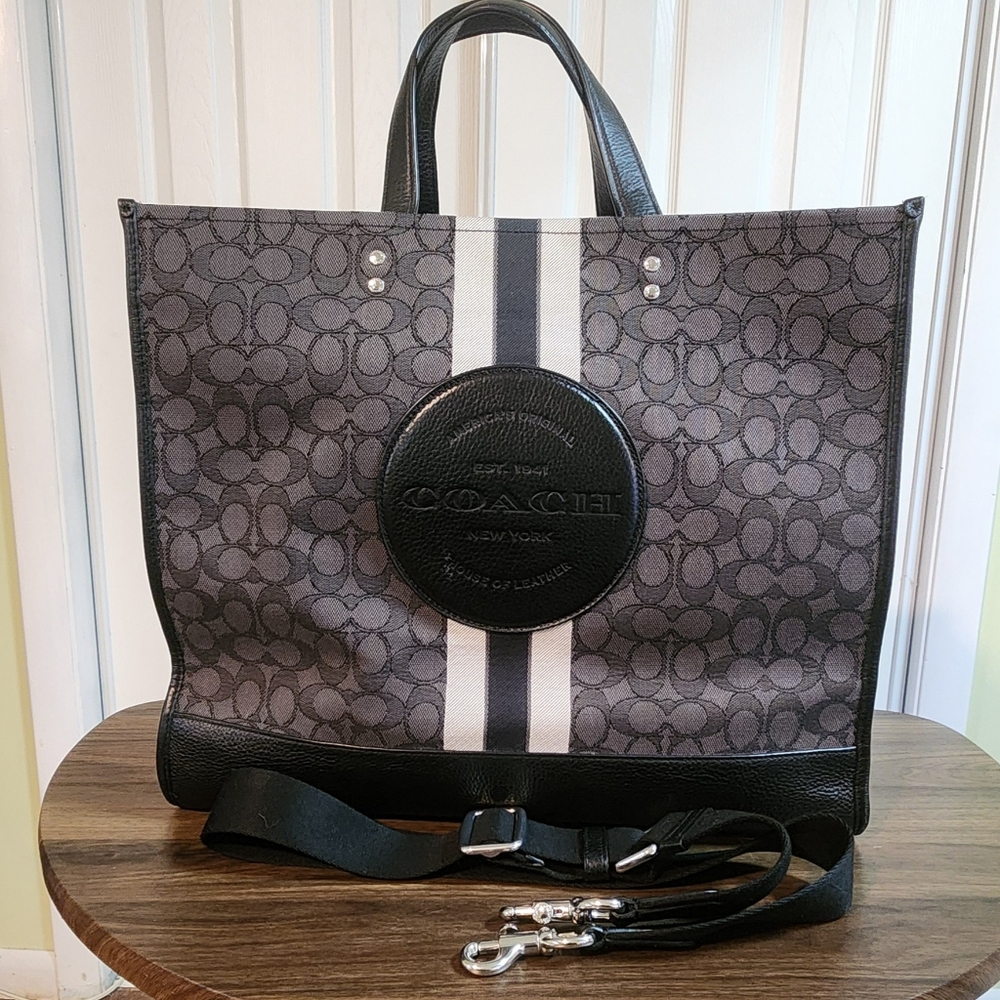 Coach Dempsey Tote 40 w/Stripe & Coach Patch